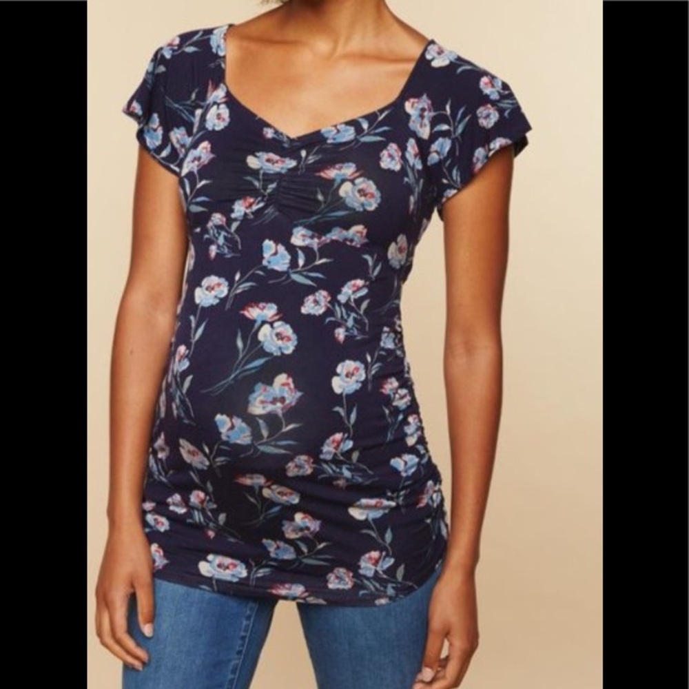 New maternity shirt floral